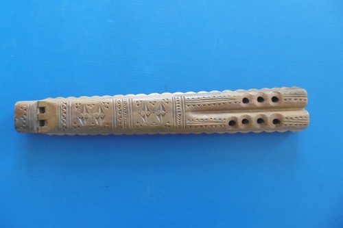 Flûte bois sculptée a - flÛte,